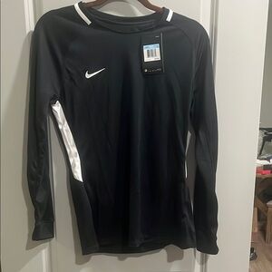 NWT Nike Black and White Long Sleeve Sports Top